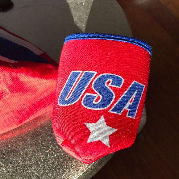 USA Fanny Pack with Koozie - Picture 3 of 9
